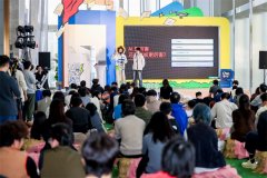 <b>1款产物中有5款是硬件产物；现场</b>